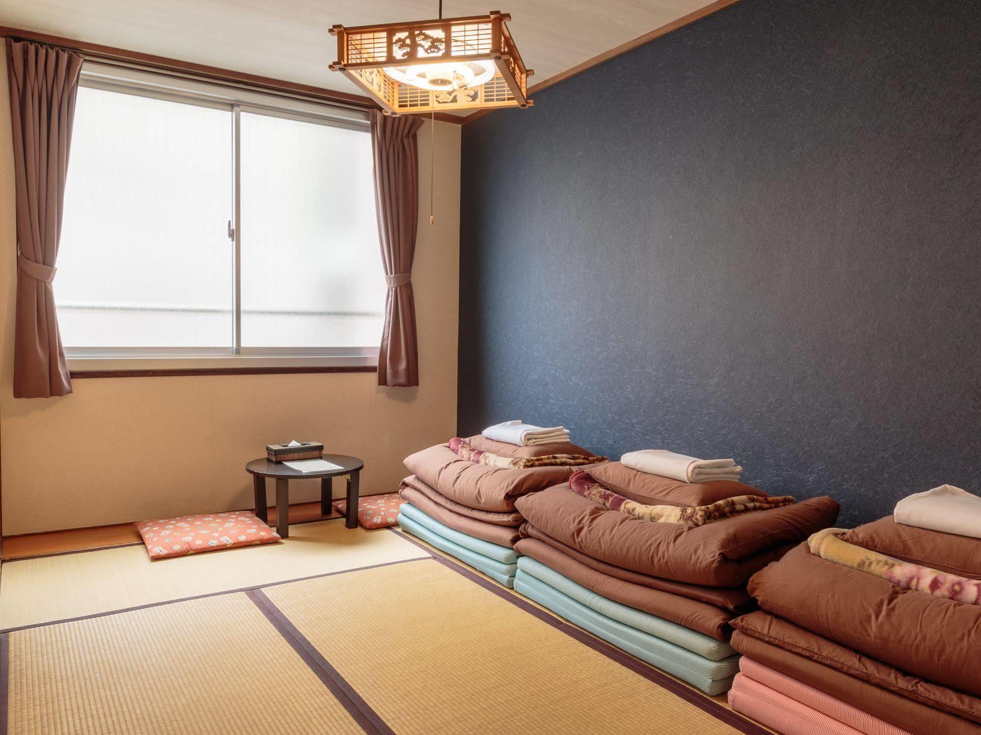 J-Hoppers Hiroshima Guesthouse Exteriér fotografie